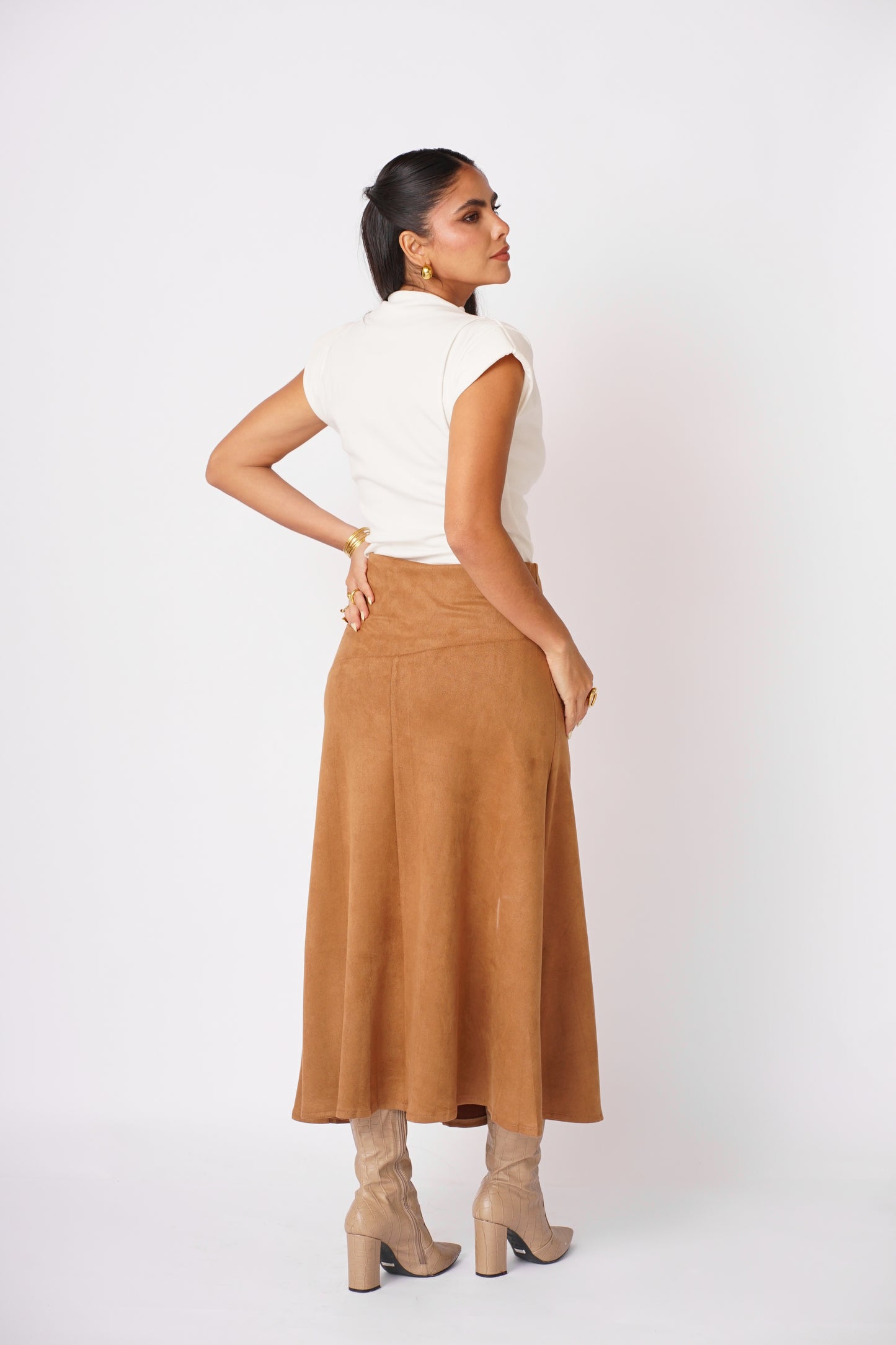 Falda Midi Gamuza Tierra