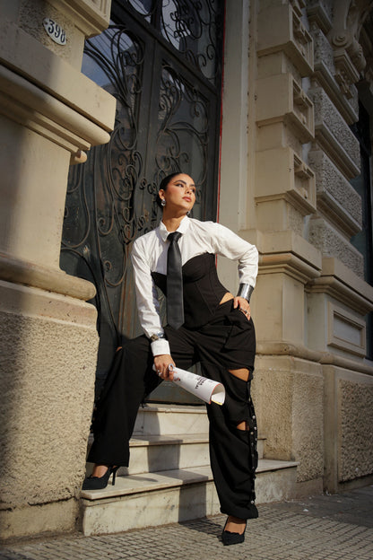 Pantalon Cargo con Tachas Negro