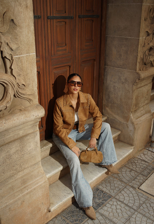 Chaqueta Gamuza con Tachas Yerba